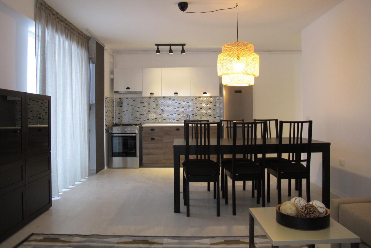 Airport Residence 2 Otopeni Bagian luar foto