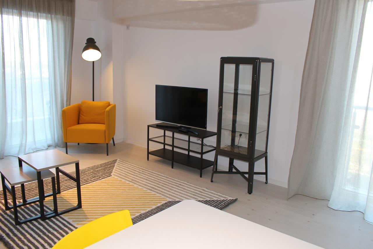 Airport Residence 2 Otopeni Bagian luar foto